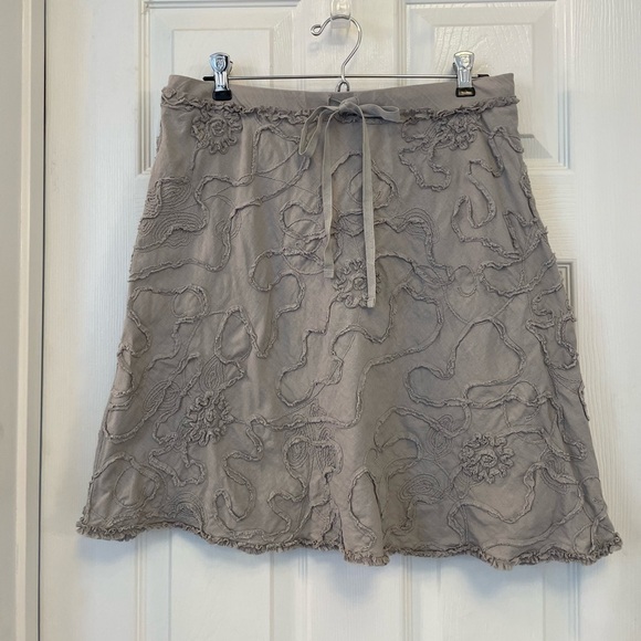 Max Studio Women's Size S khaki Textured Floral Elastic Waist A-Line Skirt - Picture 1 of 8